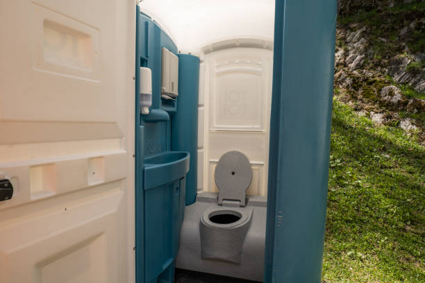 Best Portable Restroom Servicing (Cleaning and Restocking)  in Rollingwood, TX